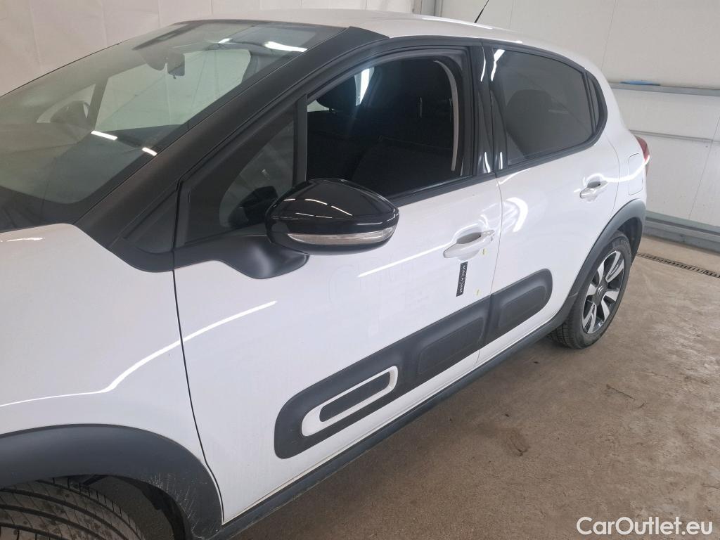  Citroen  C3  Shine 1.2 PureTech 80CV BVM5 6E #1