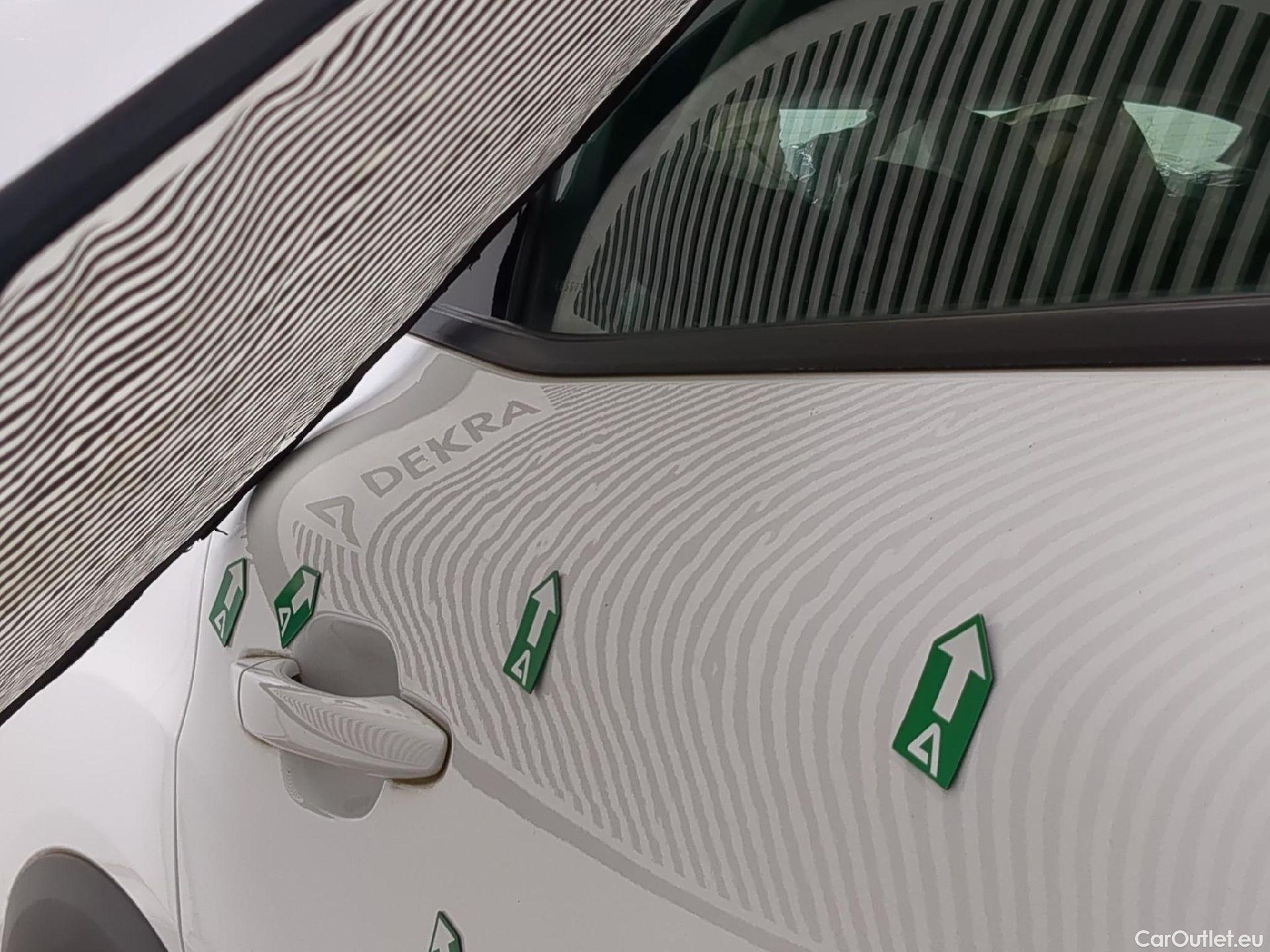  Citroen  C4  Berline Feel Pack Business 1.5 BlueHDI 110CV BVM6 E6d #60