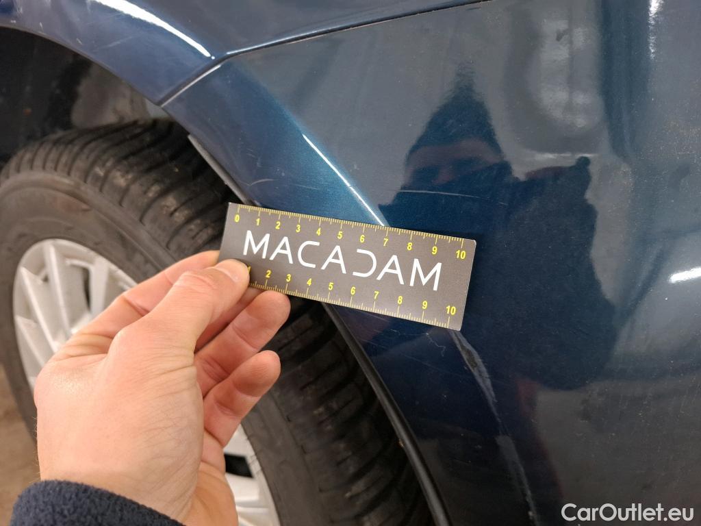  Fiat  500 FIAT   2015  3P  Berline Hybrid 10 BSG 70 ch Dolcevita #22