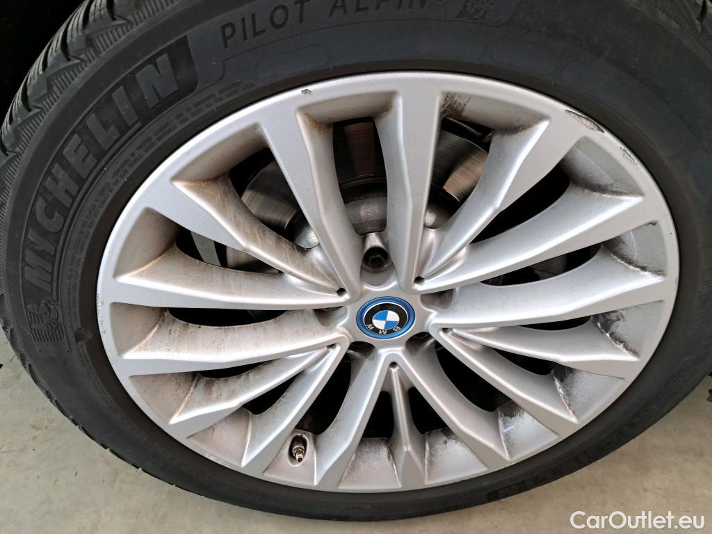  Bmw  Serie 5 BMW Série 5 Touring / 2020 / 5P / Break 530e 292ch Luxury BVA8 #24