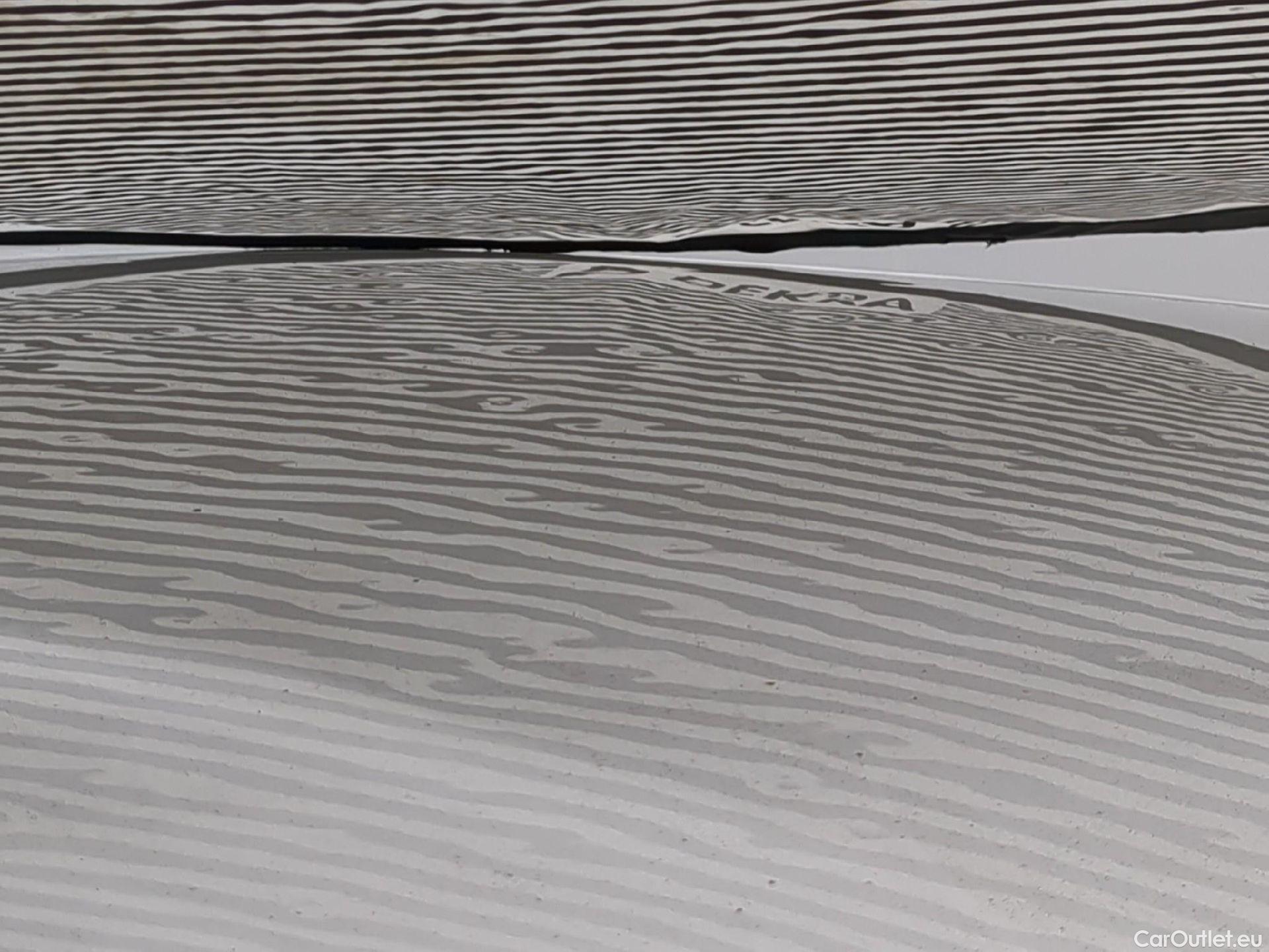  Citroen  C4  Berline Feel Pack Business 1.5 BlueHDI 110CV BVM6 E6d #36