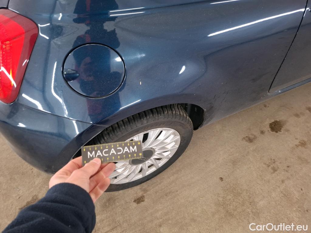  Fiat  500 FIAT   2015  3P  Berline Hybrid 10 BSG 70 ch Dolcevita #50