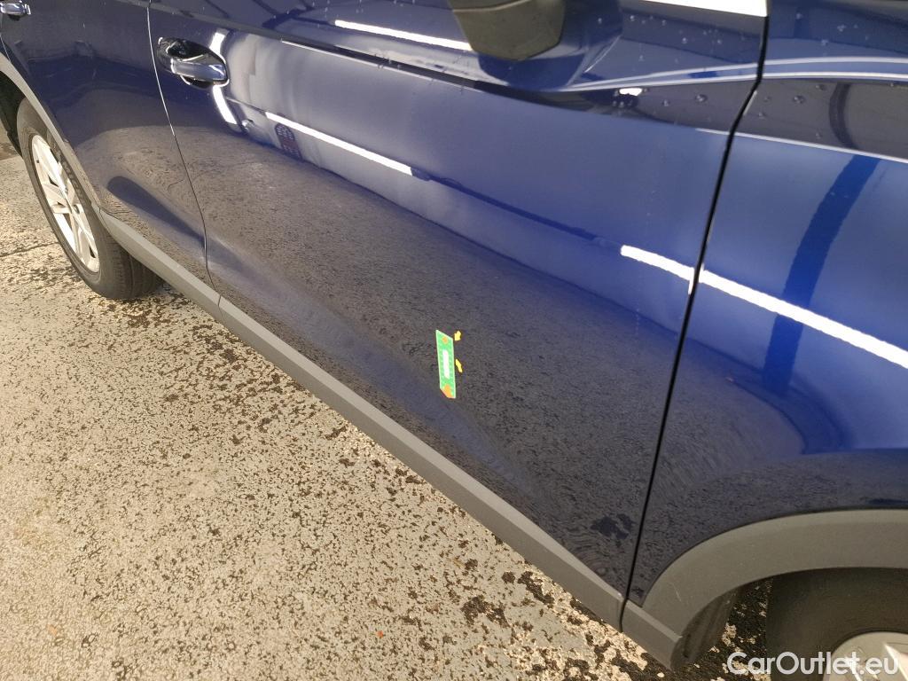  Audi  Q3 AUDI  / 2018 / 5P / SUV 35 TFSI 150 MHEV S TRONIC DESIGN #9