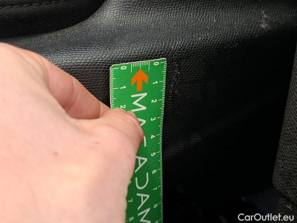  DS  DS7 DS DS 7 Crossback / 2017 / 5P / SUV E-TENSE 225 PERFORMANCE Line + #31