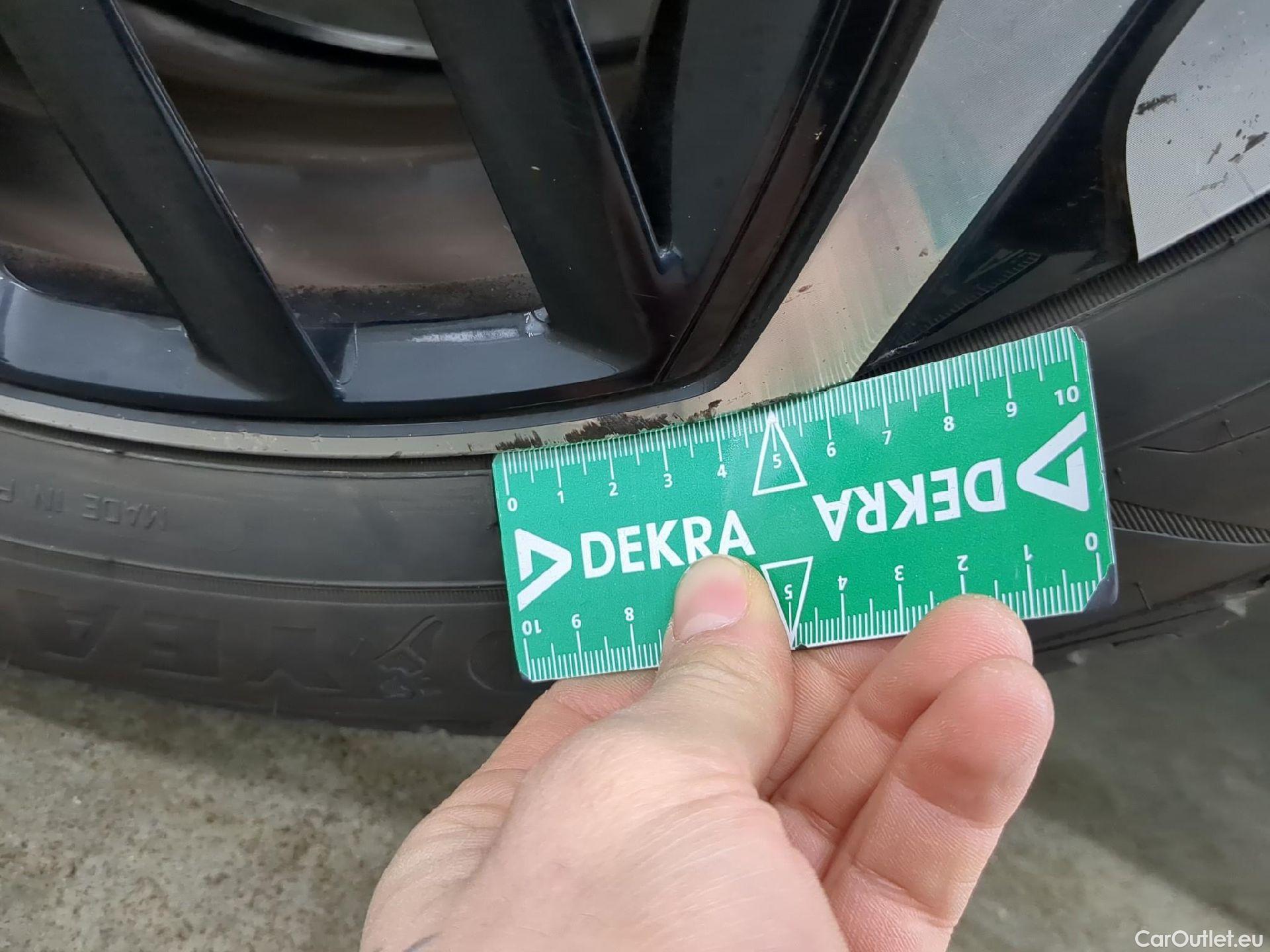  Citroen  C4  Berline Feel Pack Business 1.5 BlueHDI 110CV BVM6 E6d #19