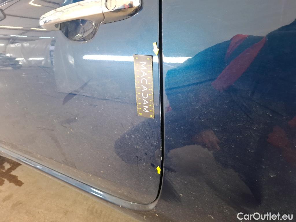  Fiat  500 FIAT   2015  3P  Berline Hybrid 10 BSG 70 ch Dolcevita #8