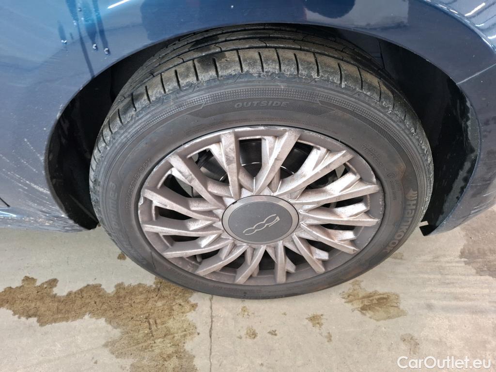  Fiat  500 FIAT   2015  3P  Berline Hybrid 10 BSG 70 ch Dolcevita #1