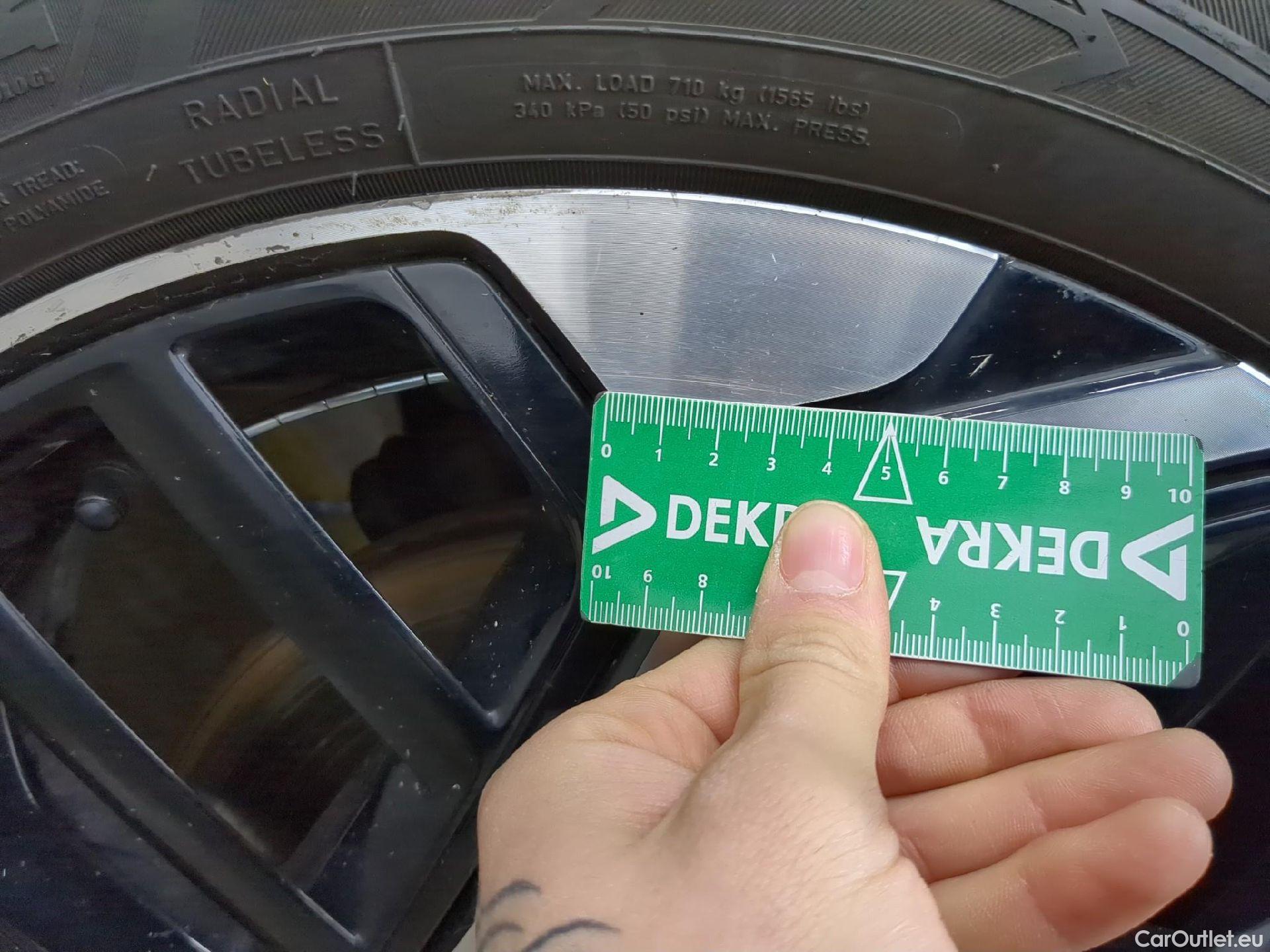  Citroen  C4  Berline Feel Pack Business 1.5 BlueHDI 110CV BVM6 E6d #14