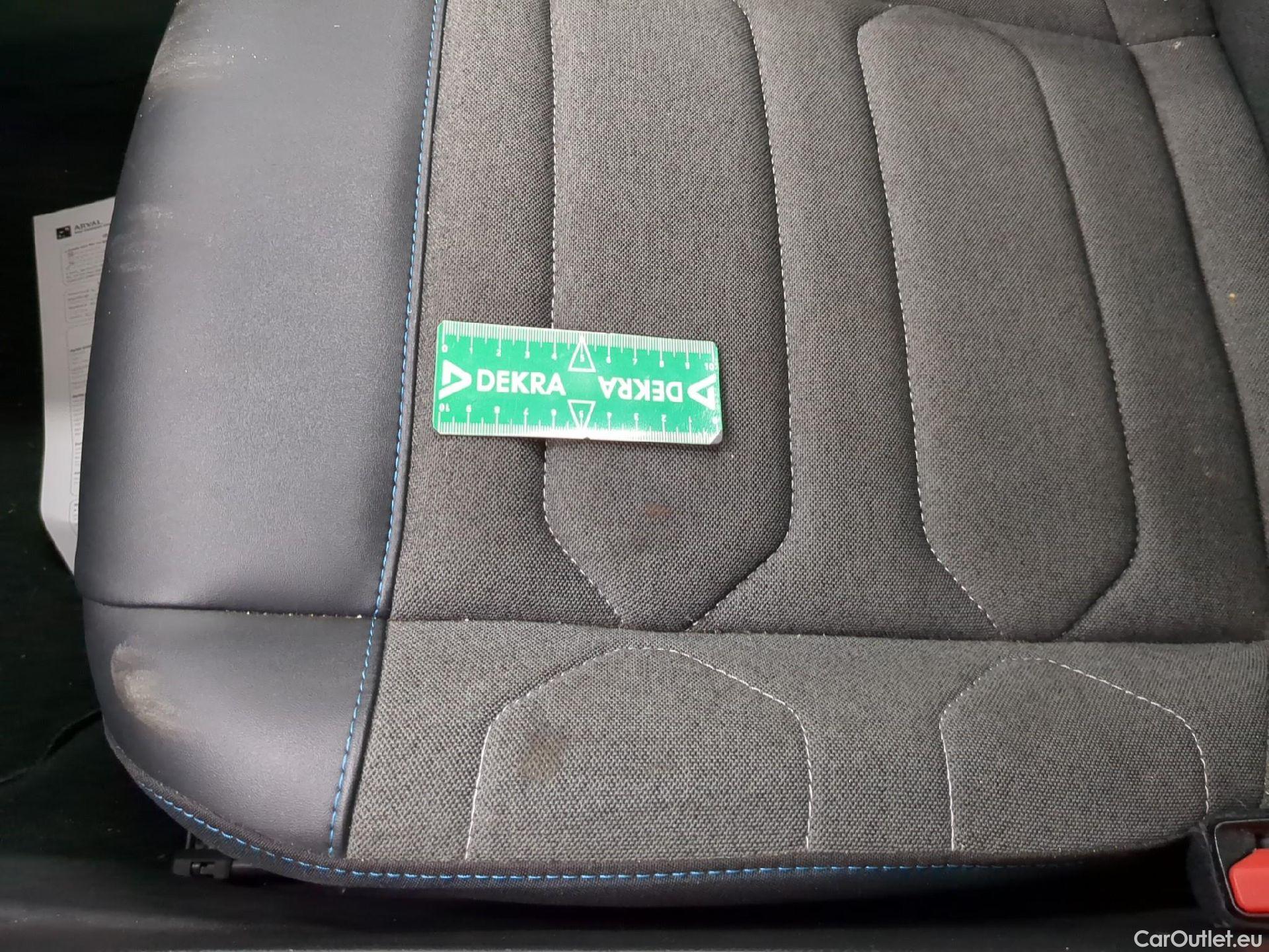  Citroen  C4  Berline Feel Pack Business 1.5 BlueHDI 110CV BVM6 E6d #4