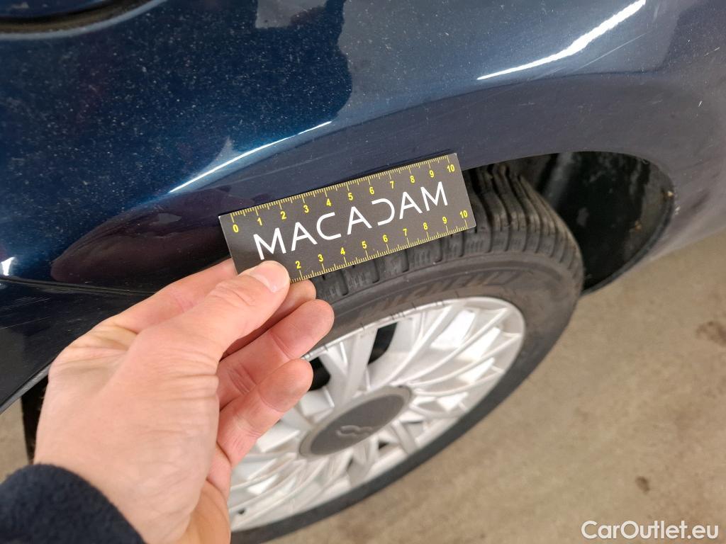  Fiat  500 FIAT   2015  3P  Berline Hybrid 10 BSG 70 ch Dolcevita #51