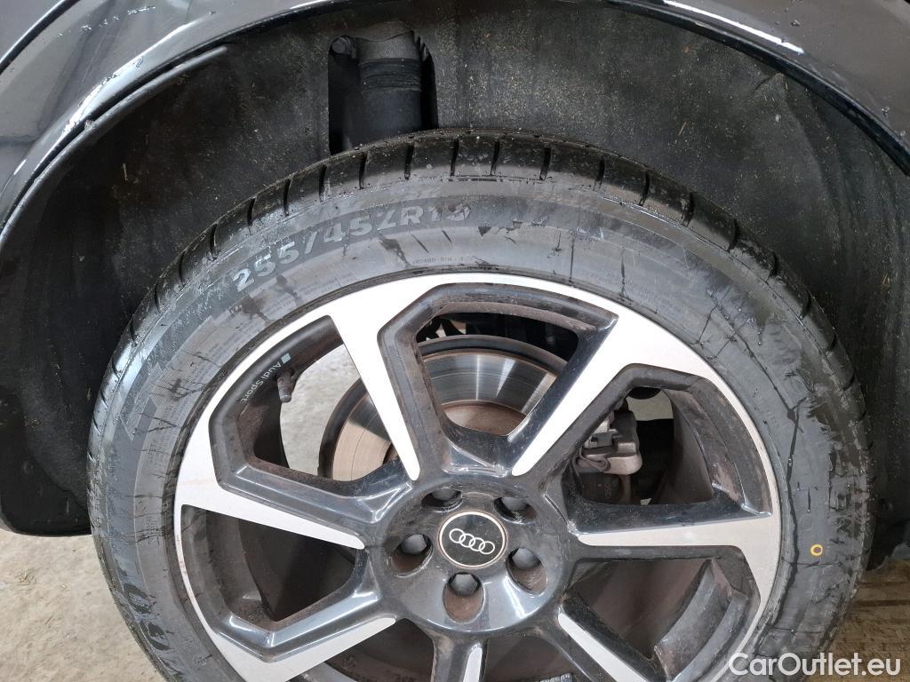  Audi  Q3 AUDI  Sportback / 2019 / 5P / SUV 35 TFSI 150 MHEV S Tronic 7 S EDITION(SL) #16