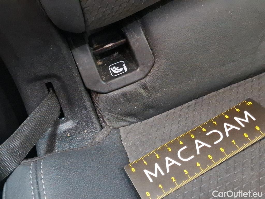  Audi  Q3 AUDI  Sportback / 2019 / 5P / SUV 35 TFSI 150 MHEV S Tronic 7 S EDITION(SL) #9