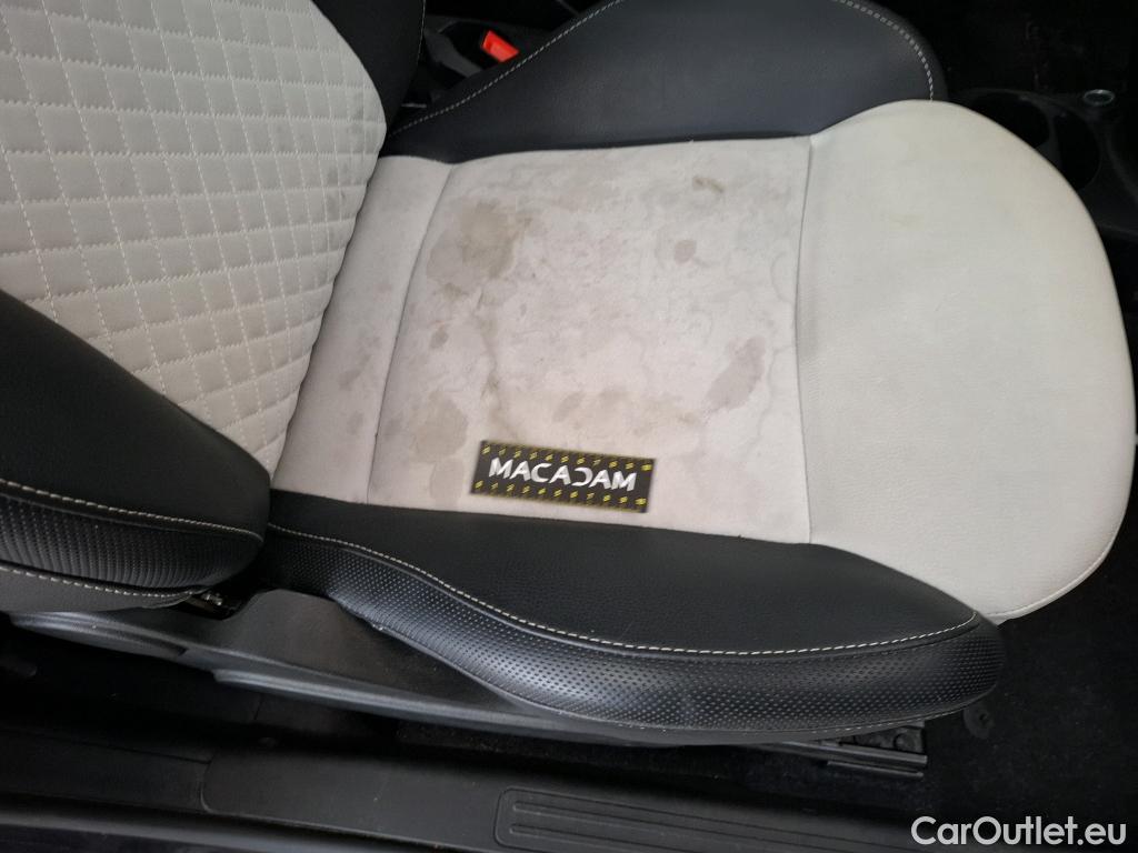  Fiat  500 FIAT   2015  3P  Berline Hybrid 10 BSG 70 ch Dolcevita #41