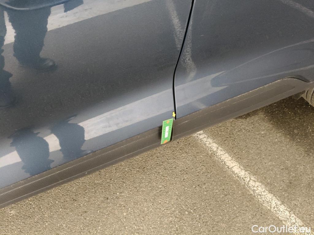  Ford  Kuga FORD  / 2019 / 5P / SUV 2.5 190 hybrid Flexifuel Pshift Titanium #39