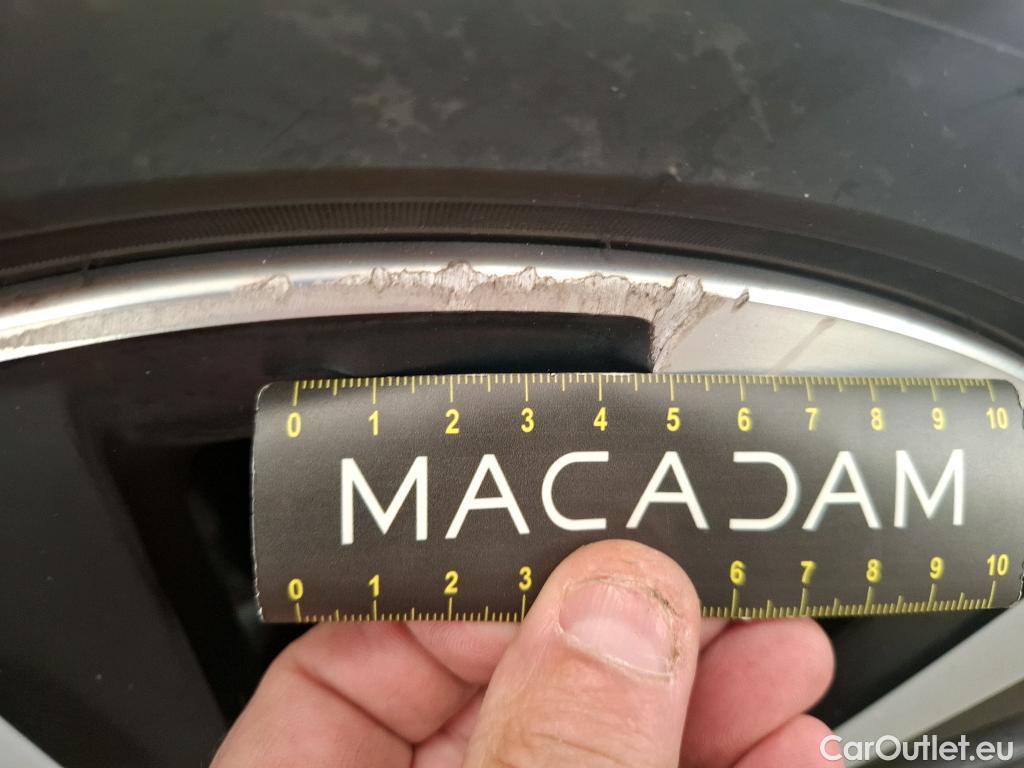  Mercedes  A-Klasse MERCEDES-BENZ Classe A Compact / 2018 / 5P / Berline A 250 e Business Line 8G-DCT #8