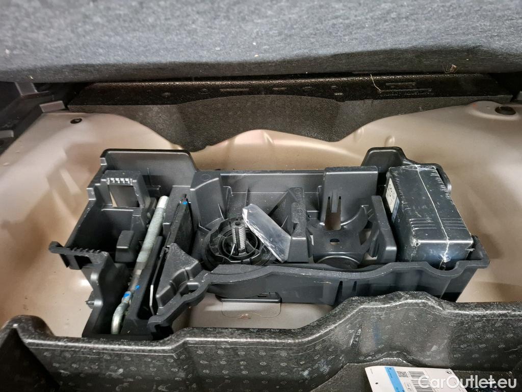  Peugeot  2008  Active Pack 1.2 PureTech 130CV BVA8 E6d #14