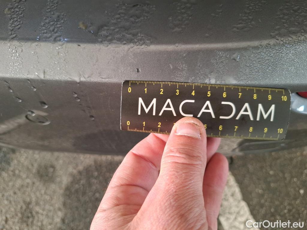  Mercedes  A-Klasse MERCEDES-BENZ Classe A Compact / 2018 / 5P / Berline A 250 e Business Line 8G-DCT #33