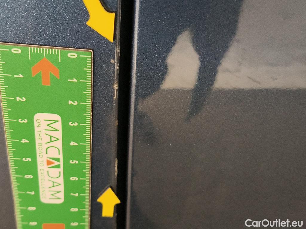  Ford  Kuga FORD  / 2019 / 5P / SUV 2.5 190 hybrid Flexifuel Pshift Titanium #42