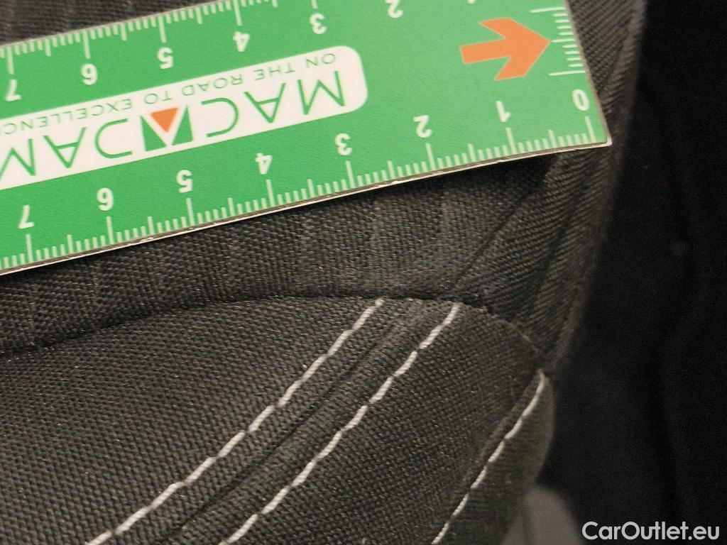  Ford  Kuga FORD  / 2019 / 5P / SUV 2.5 190 hybrid Flexifuel Pshift Titanium #53