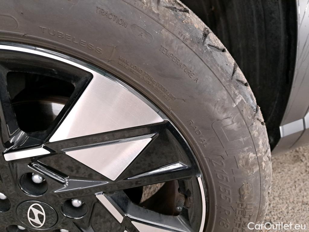  Hyundai  Konna Kona Executive Hybrid 2WD 1.6 T-GDI 140CV BVA6 E6d #24