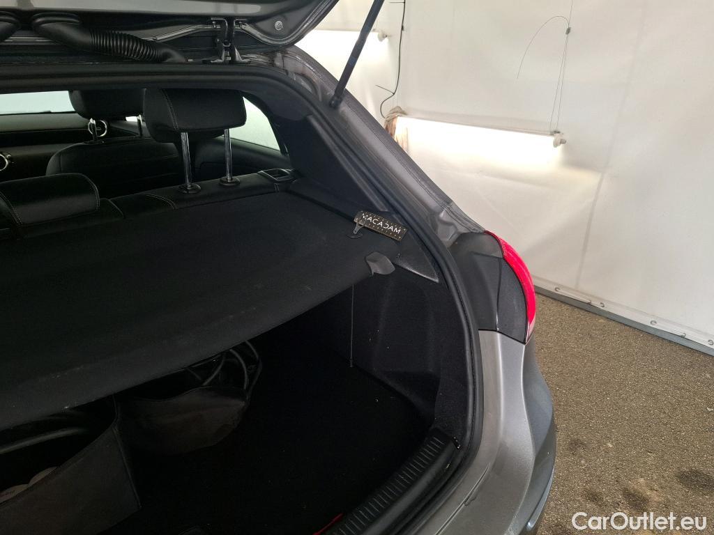  Mercedes  A-Klasse MERCEDES-BENZ Classe A Compact / 2018 / 5P / Berline A 250 e Business Line 8G-DCT #27