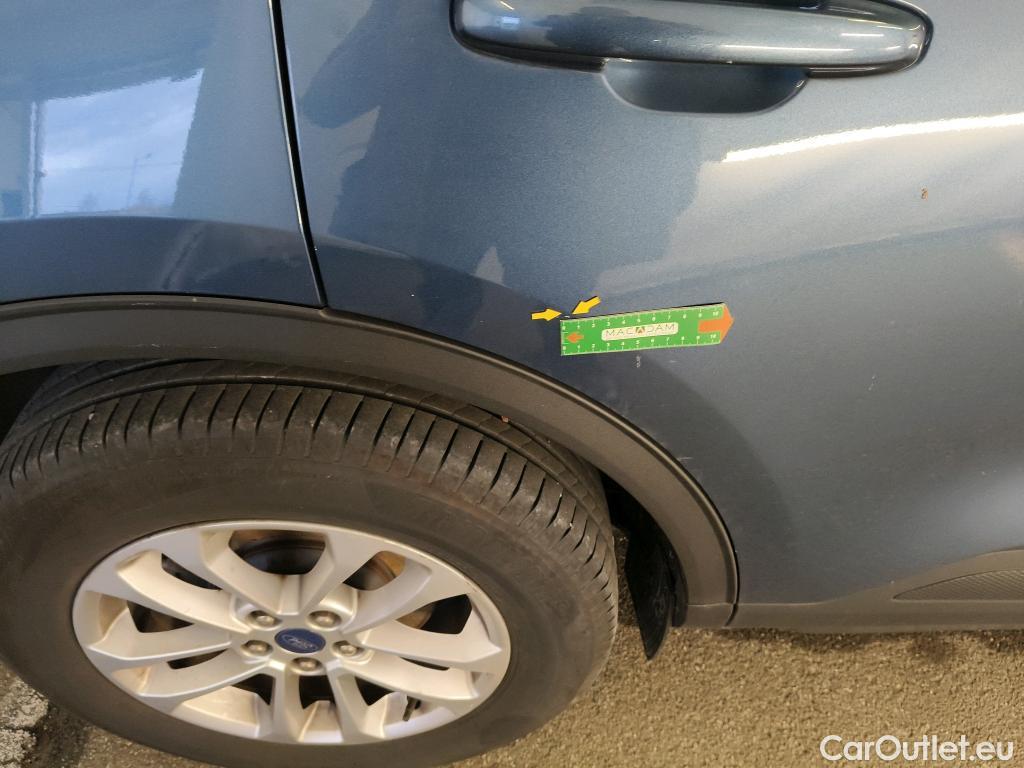  Ford  Kuga FORD  / 2019 / 5P / SUV 2.5 190 hybrid Flexifuel Pshift Titanium #3