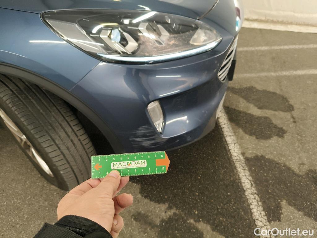  Ford  Kuga FORD  / 2019 / 5P / SUV 2.5 190 hybrid Flexifuel Pshift Titanium #16