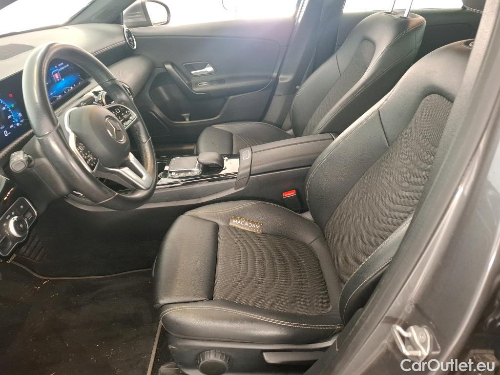  Mercedes  A-Klasse MERCEDES-BENZ Classe A Compact / 2018 / 5P / Berline A 250 e Business Line 8G-DCT #15