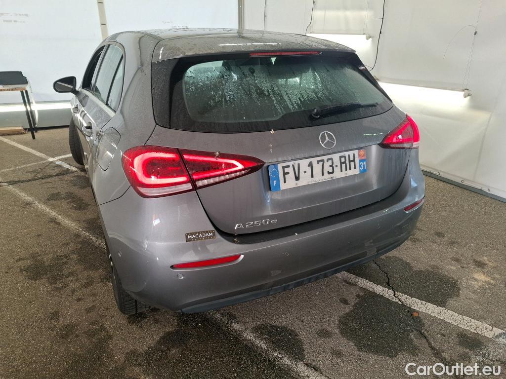  Mercedes  A-Klasse MERCEDES-BENZ Classe A Compact / 2018 / 5P / Berline A 250 e Business Line 8G-DCT #30