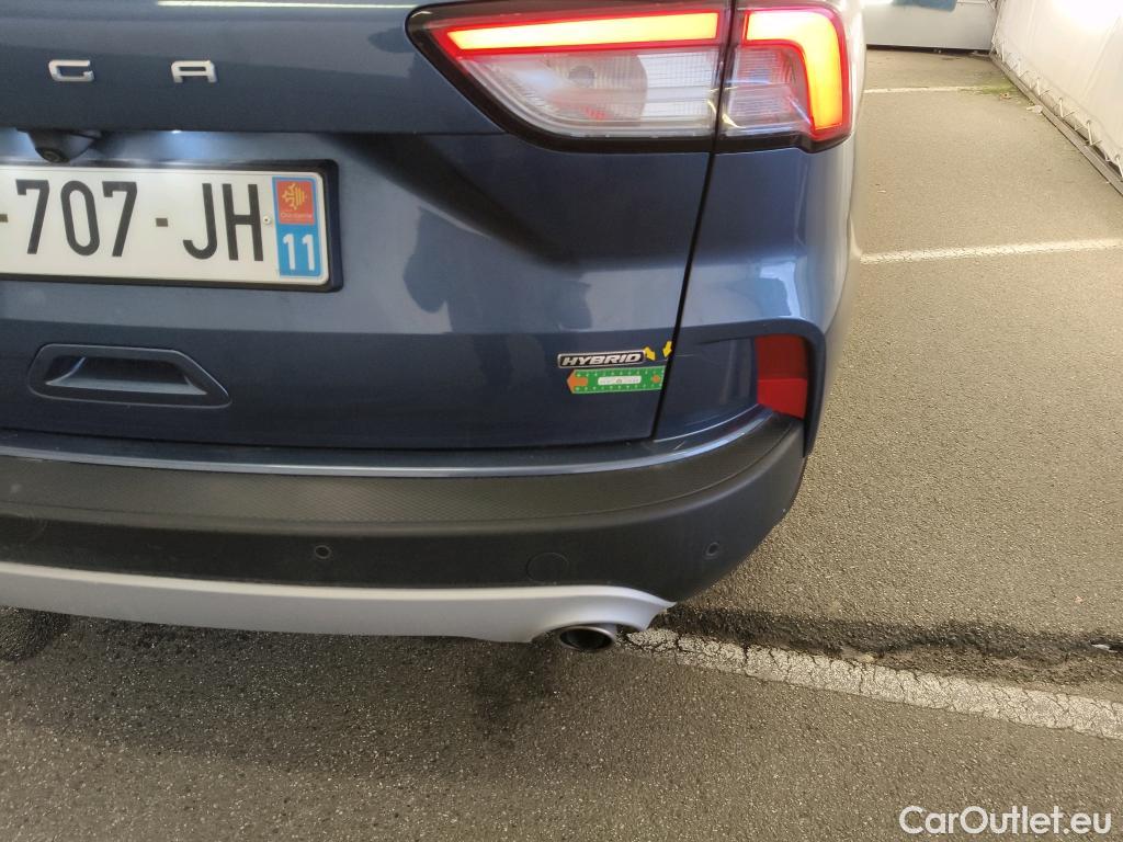  Ford  Kuga FORD  / 2019 / 5P / SUV 2.5 190 hybrid Flexifuel Pshift Titanium #50