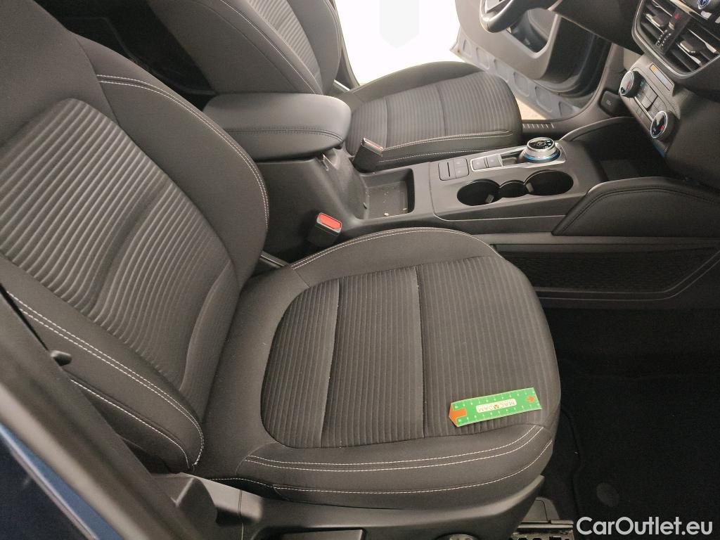  Ford  Kuga FORD  / 2019 / 5P / SUV 2.5 190 hybrid Flexifuel Pshift Titanium #52