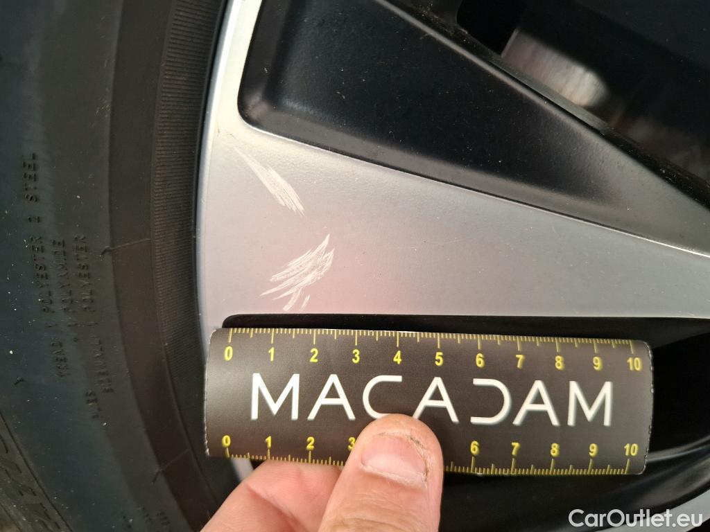  Mercedes  A-Klasse MERCEDES-BENZ Classe A Compact / 2018 / 5P / Berline A 250 e Business Line 8G-DCT #22