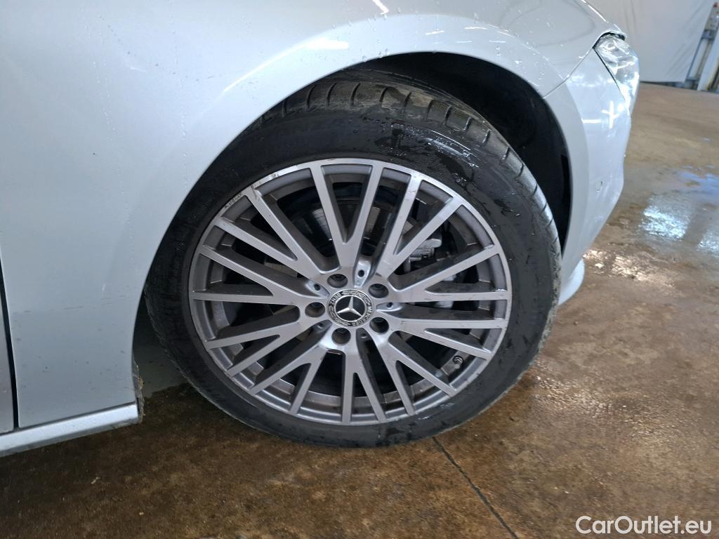  Mercedes  CLA-Klasse MERCEDES-BENZ CLA Shooting Brake / 2019 / 5P / Break CLA 200 d Business Line BA8 #10