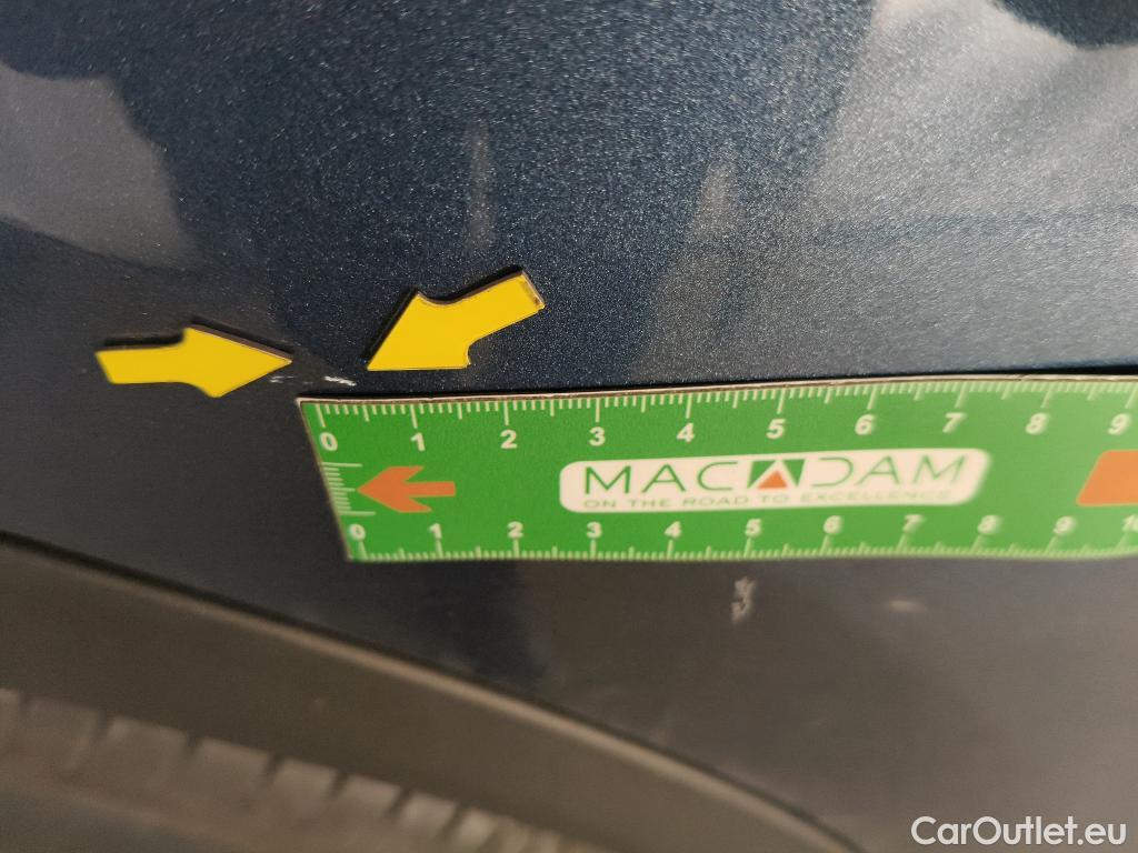  Ford  Kuga FORD  / 2019 / 5P / SUV 2.5 190 hybrid Flexifuel Pshift Titanium #4