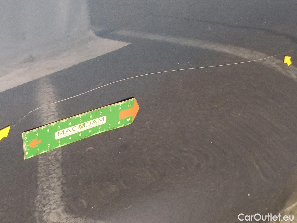  Ford  Kuga FORD  / 2019 / 5P / SUV 2.5 190 hybrid Flexifuel Pshift Titanium #2