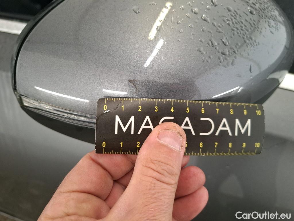  Mercedes  A-Klasse MERCEDES-BENZ Classe A Compact / 2018 / 5P / Berline A 250 e Business Line 8G-DCT #26