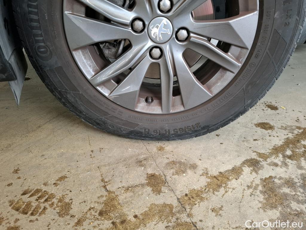  Peugeot  2008  Active Pack 1.2 PureTech 130CV BVA8 E6d #18