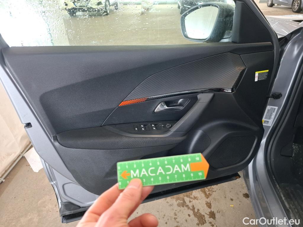  Peugeot  2008  Active Pack 1.2 PureTech 130CV BVA8 E6d #3