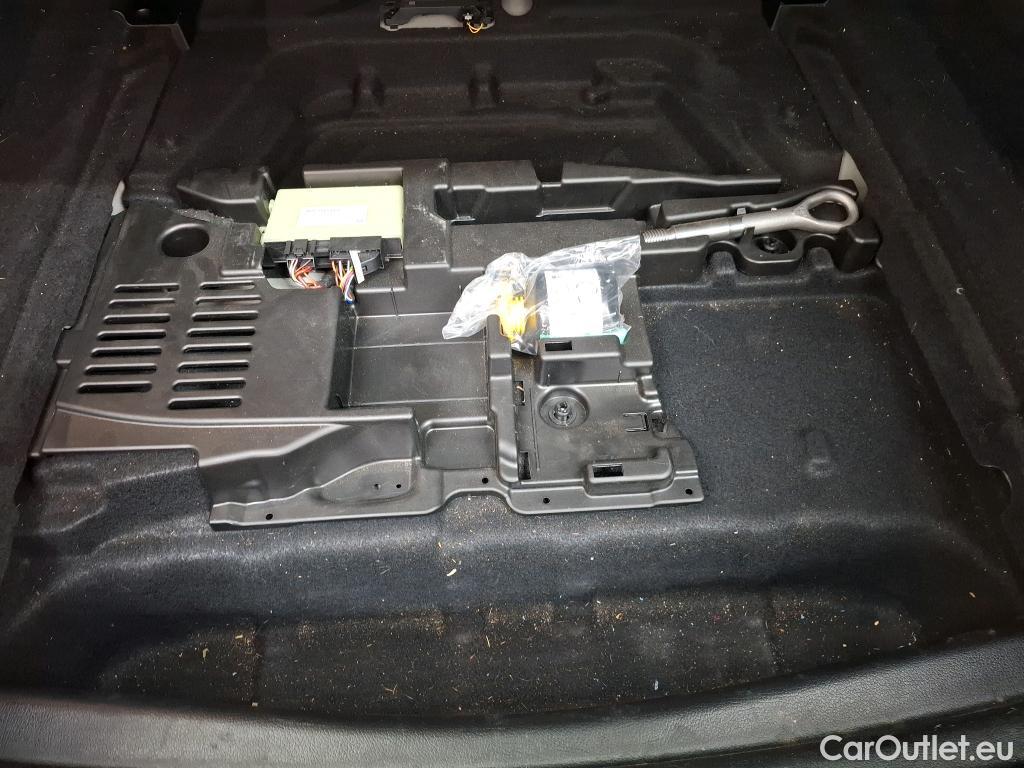  Mercedes  CLA-Klasse MERCEDES-BENZ CLA Shooting Brake / 2019 / 5P / Break CLA 200 d Business Line BA8 #14