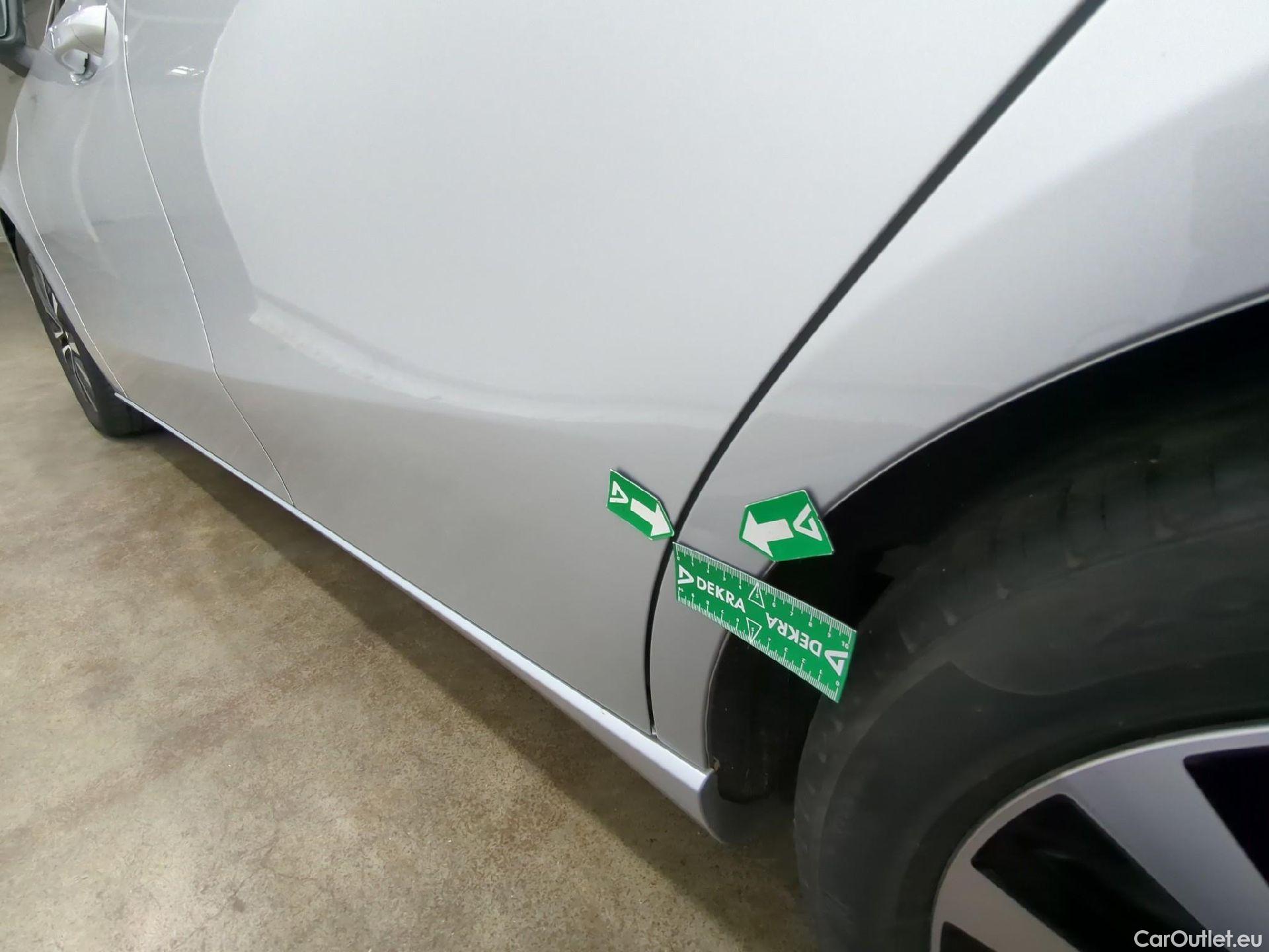  Mercedes  A-Klasse MERCEDES-BENZ Classe A Compact / 2018 / 5P / Berline A 180 d Business Line 8G-DCT #10