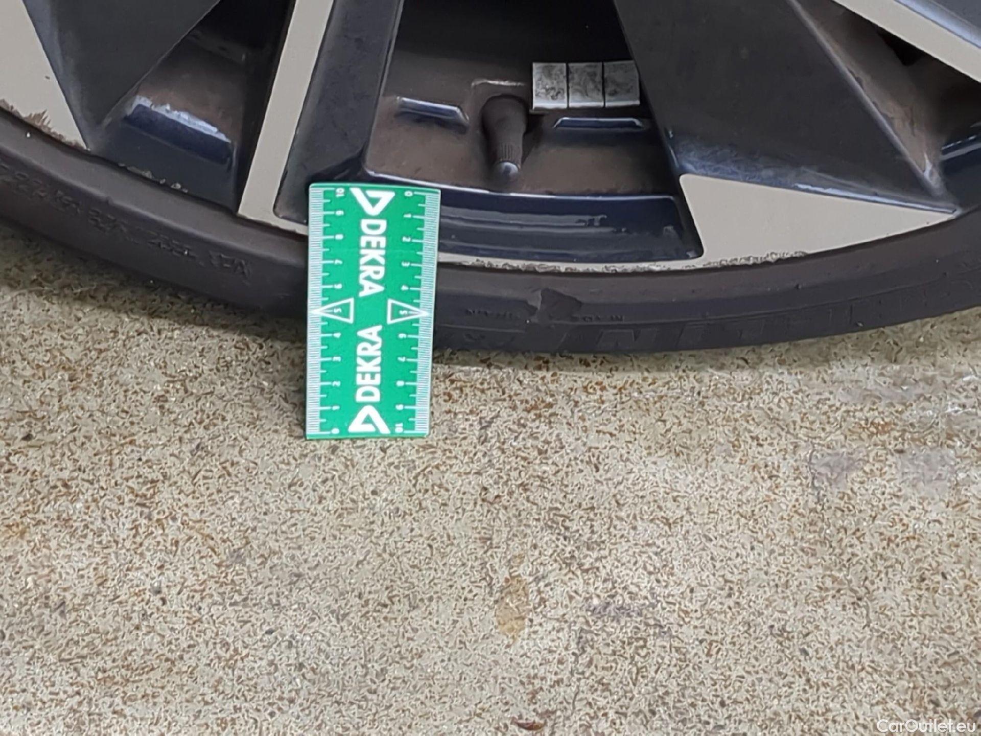  Peugeot  308  Allure Pack 1.2 PureTech 130CV BVM6 E6d #7