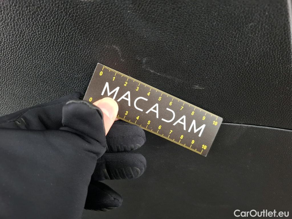  Renault  Captur RENAULT  / 2019 / 5P / SUV evolution E-Tech hybride 145 #11