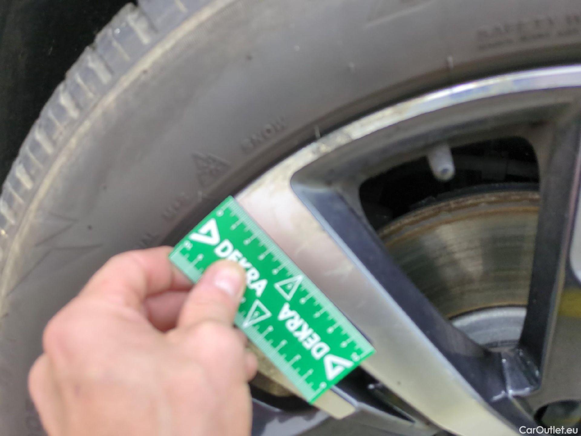  Peugeot  5008  Allure 1.2 PureTech 130CV BVM6 E6dT #10