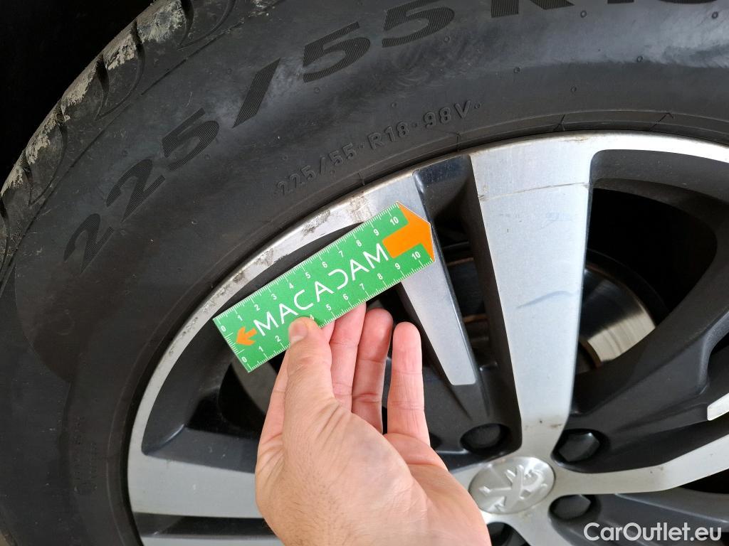  Peugeot  5008  GT Line 1.6 165CV BVA6 E6 #36