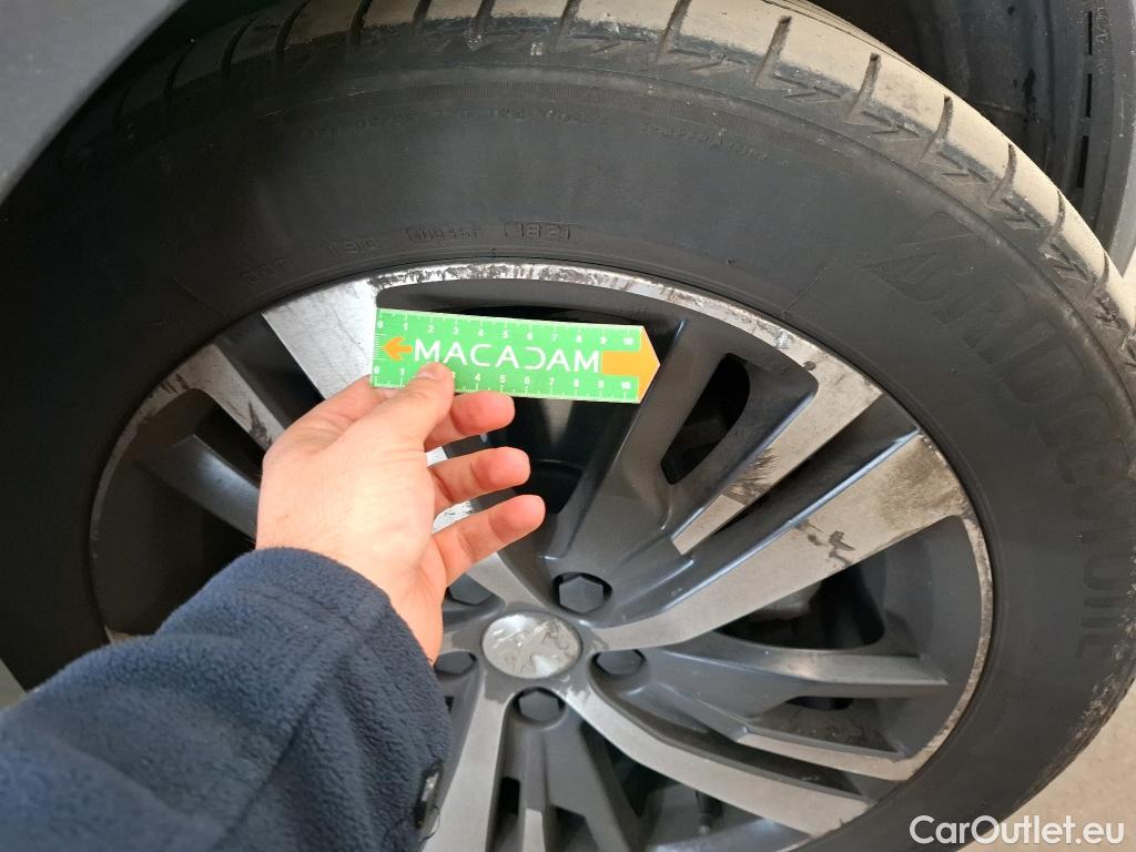  Peugeot  5008  GT Line 1.6 165CV BVA6 E6 #29