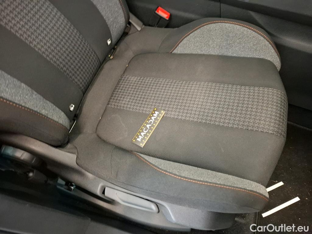  Peugeot  3008  Active Business 1.5 HDi 130CV BVM6 E6d #25