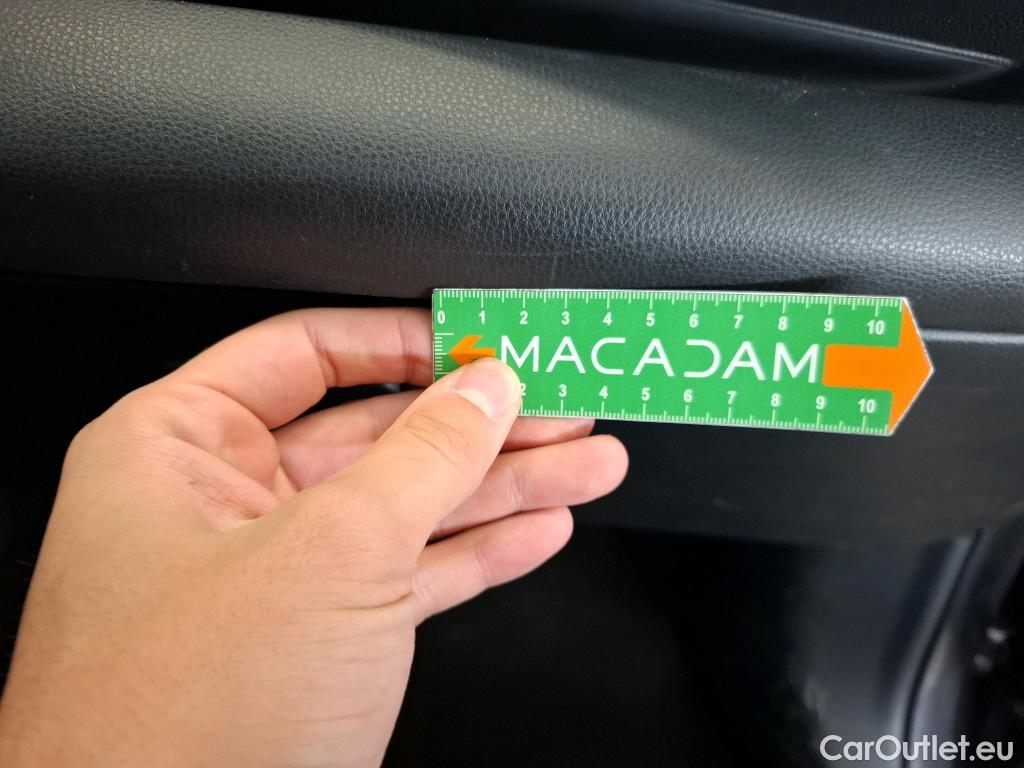  Toyota  Yaris TOYOTA  Hybride / 2019 / 5P / Berline Hybride 116h France Business Stage Acad #24