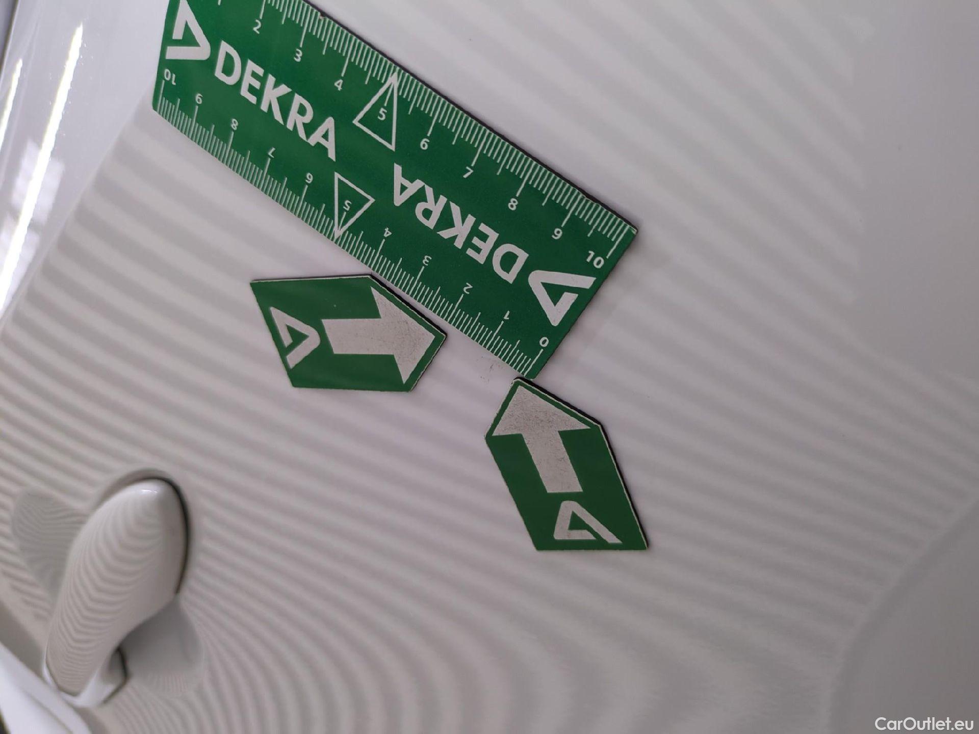  Toyota  Yaris Cross TOYOTA  Hybride / 2021 / 5P / SUV 1.5 HYBRID 116H DYNAMIC AUTO #17