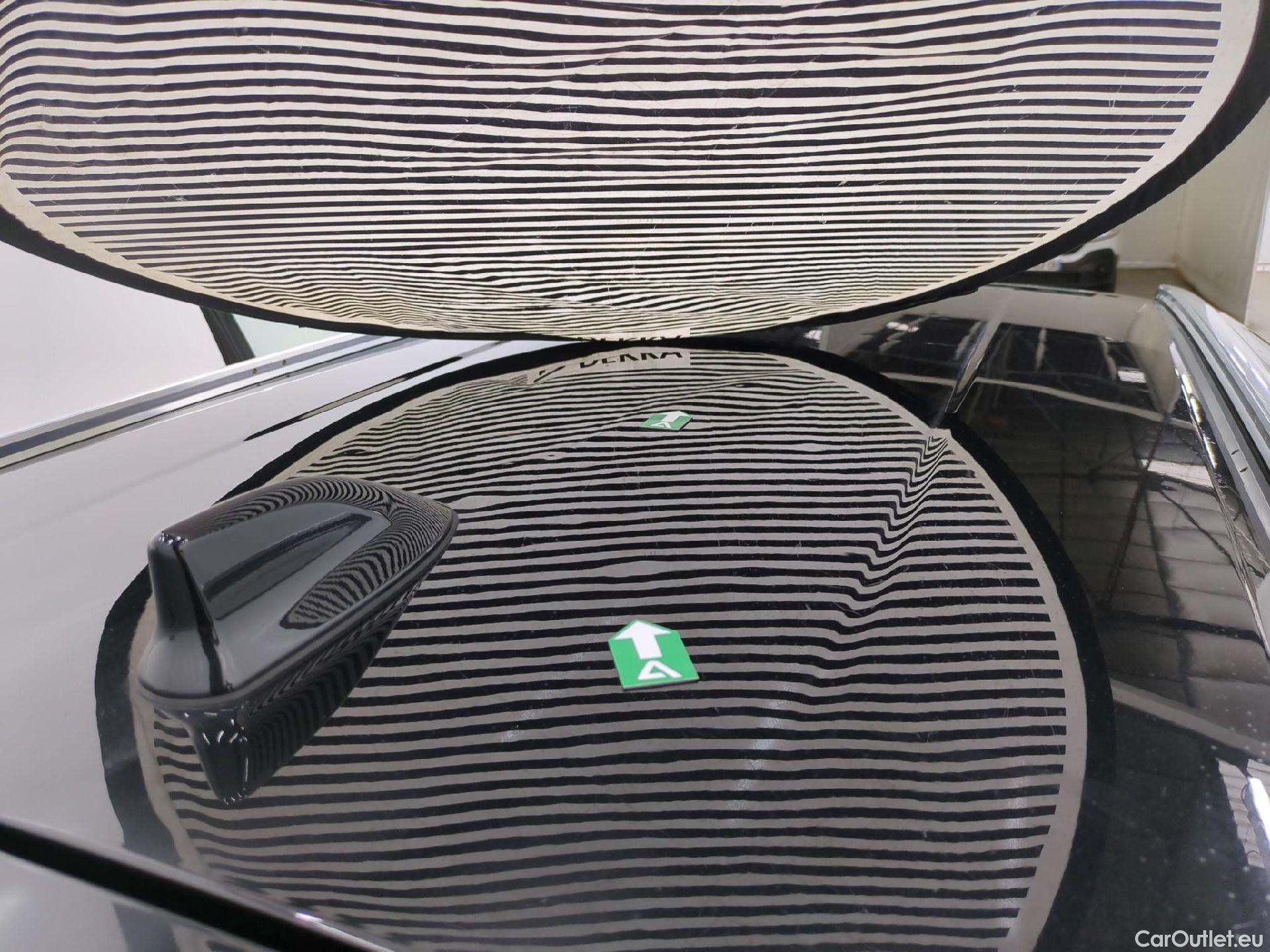  Toyota  Corolla TOYOTA  Touring Sports / 2018 / 5P / Break Hybride 184h Dynamic Business Stage Acad #55