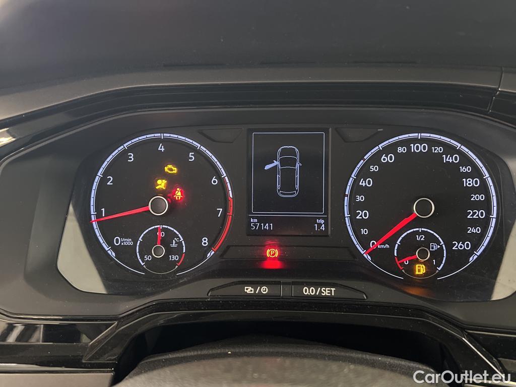  Volkswagen  Polo  VI Lounge Business 1.0 80CV BVM5 E6d #9